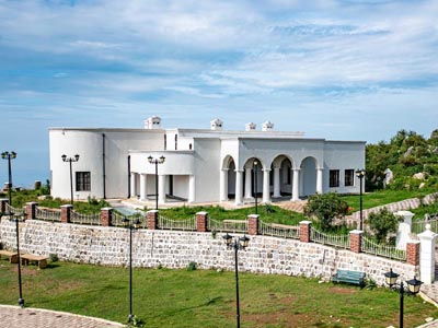 George Everest House